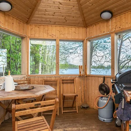 Maentyrinne By Interhome Сasa de vacaciones *